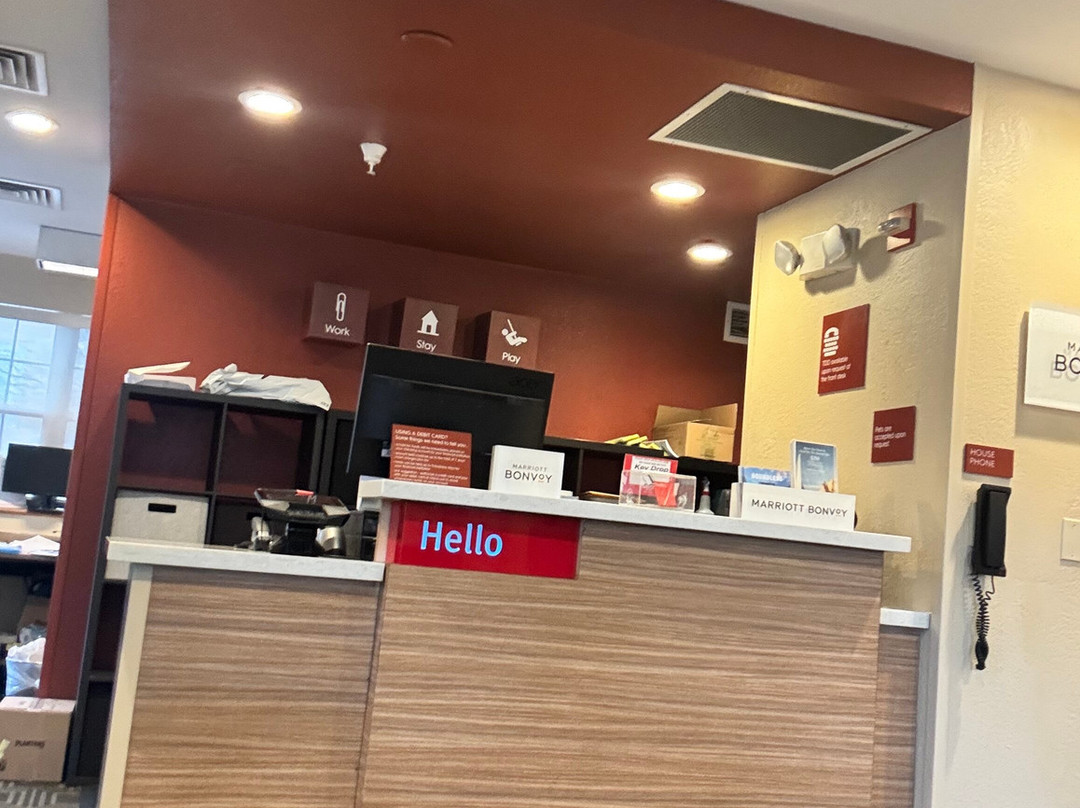 塔科马莱克伍德TownePlace套房酒店主图