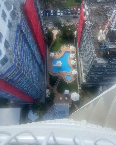 第2大道海滨公寓式酒店-旅行者
