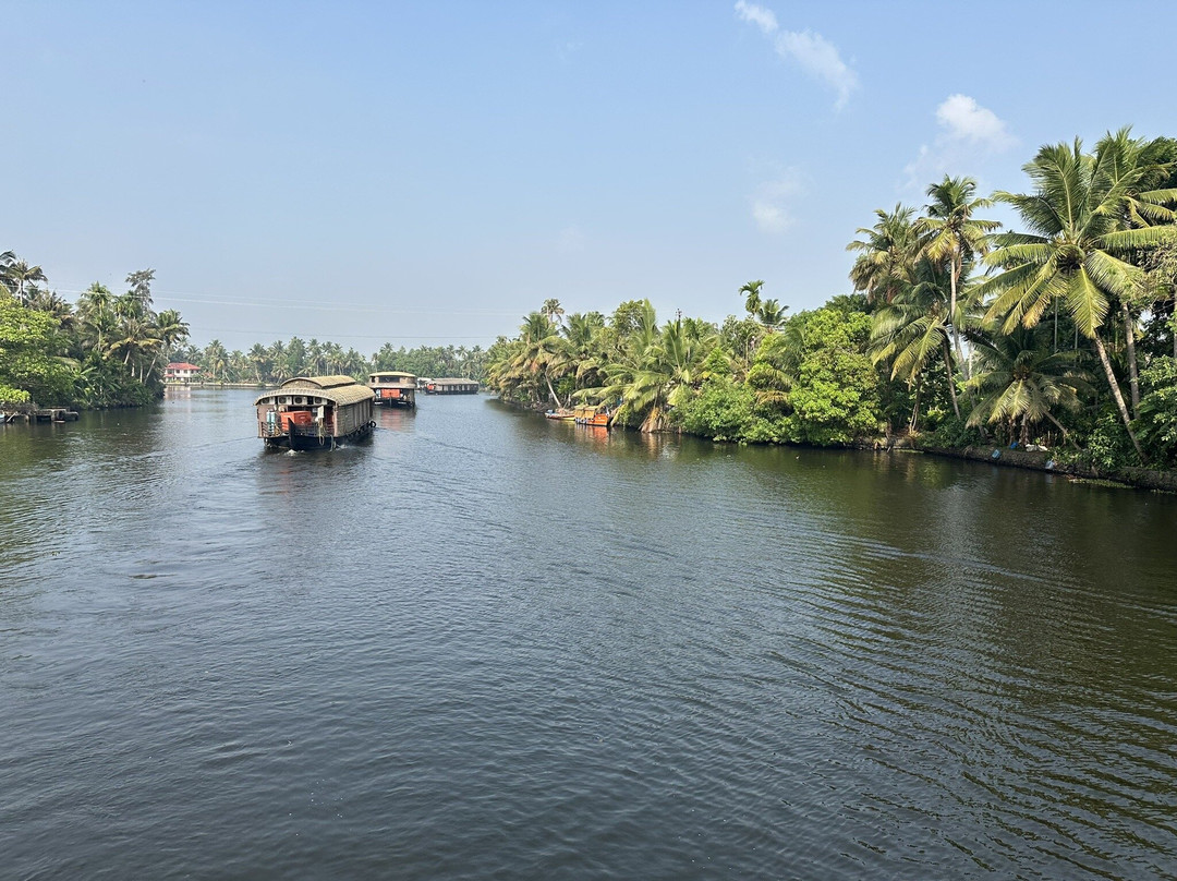 Spice Routes Luxury Cruises-Kainakary必去景点