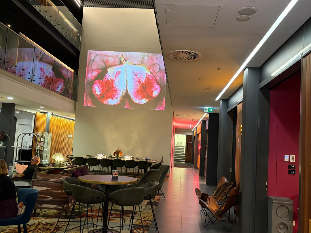 东方酒店和公寓主图