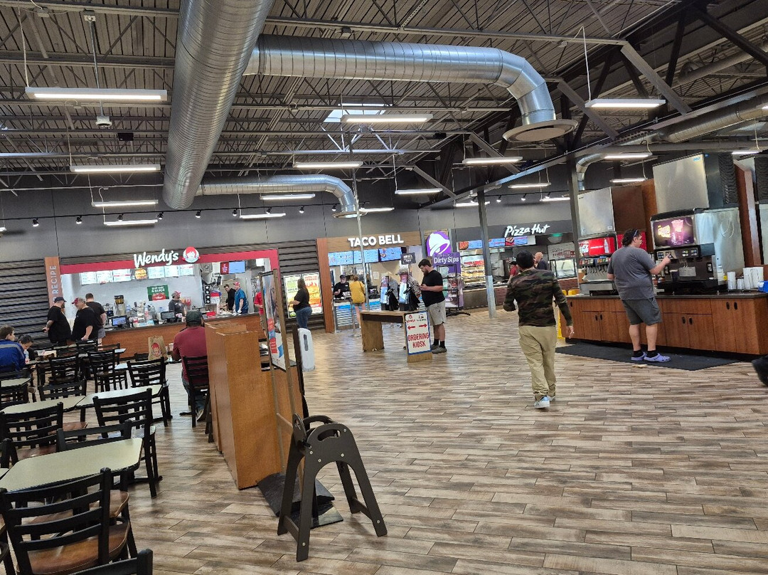 Iowa 80, World's Largest Truck Stop-Walcott必去景点