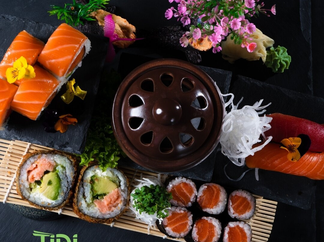 TiDi Sushi & Asian Cuisine