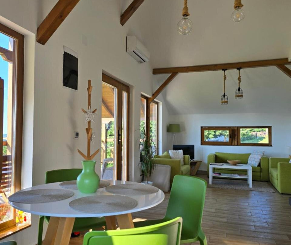Lipa Houses & Spa
