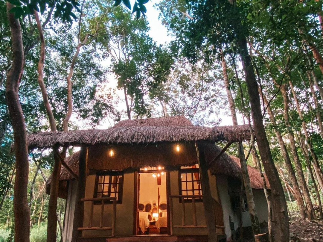 Hotel Cabanas Aldea Maya