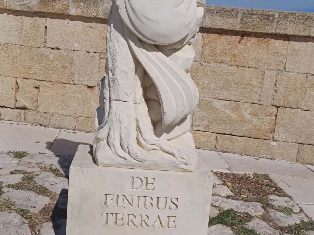 De Finibus Terrae K.m.0