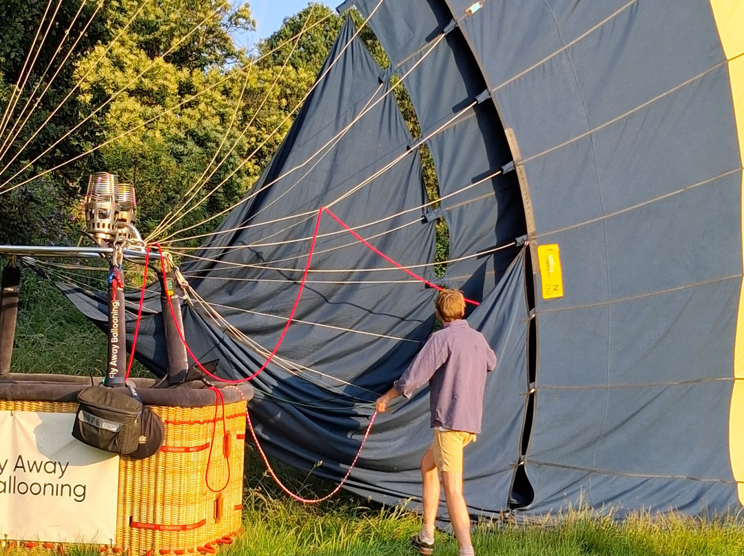 Fly Away Ballooning-汤顿必去景点