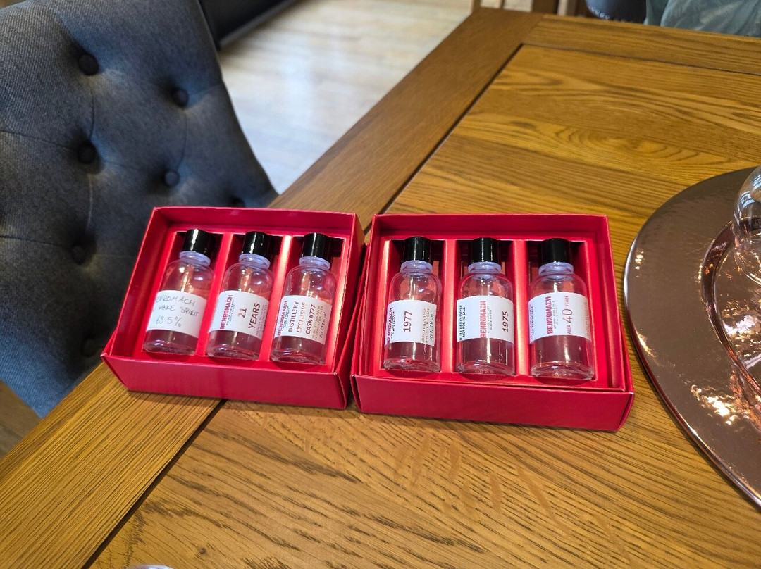 Benromach Distillery-福里斯必去景点