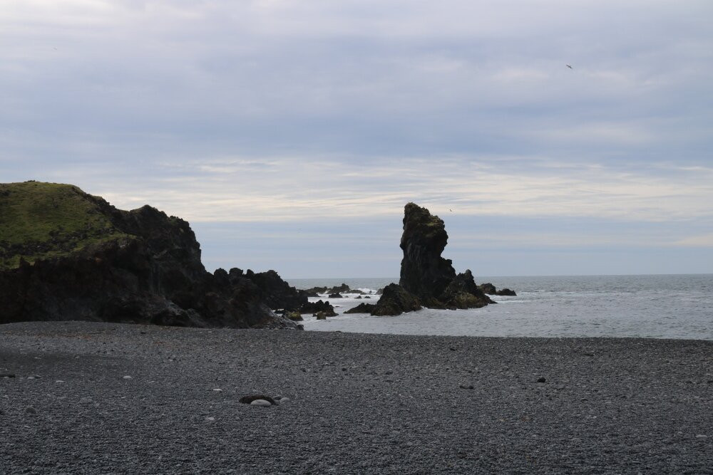 Djupalonssandur Beach-Hellnar必去景点