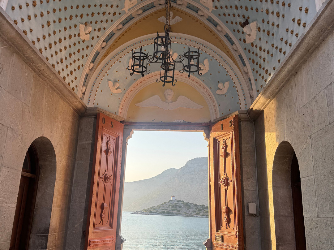 Holy Monastery of Taxiarch Michael of Panormitos-Symi必去景点