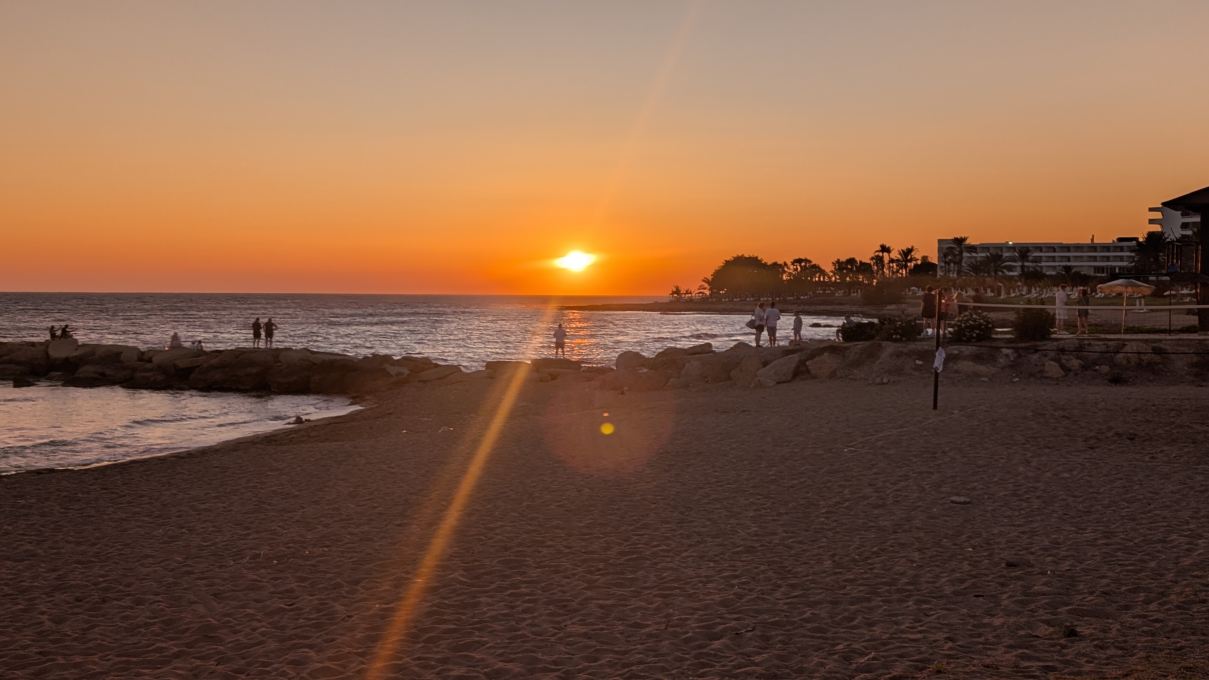 莱昂纳多广场塞浦路斯马里斯海滩水疗酒店-泳池