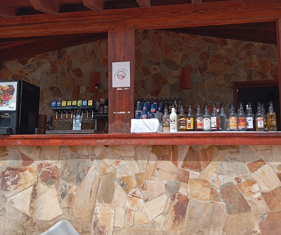 皇家套房酒店主图