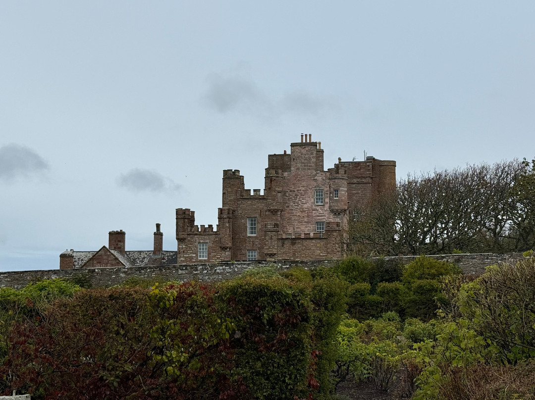 The Castle & Gardens of Mey-Thurso必去景点