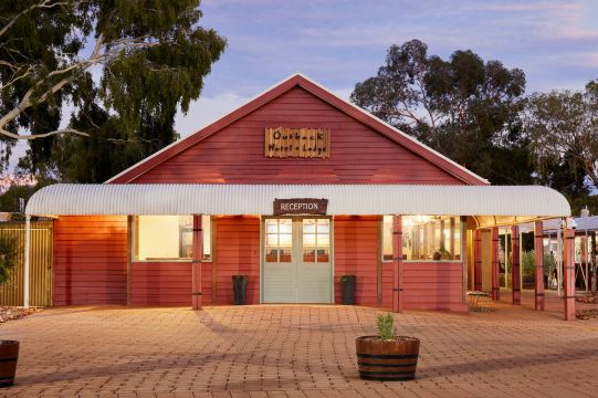 内陆酒店(Outback Hotel)-官方