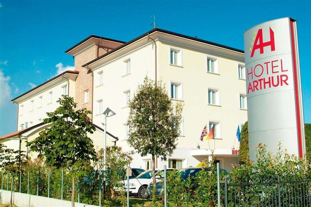 Castelnuovo Rangone酒店住宿-Hotel Arthur