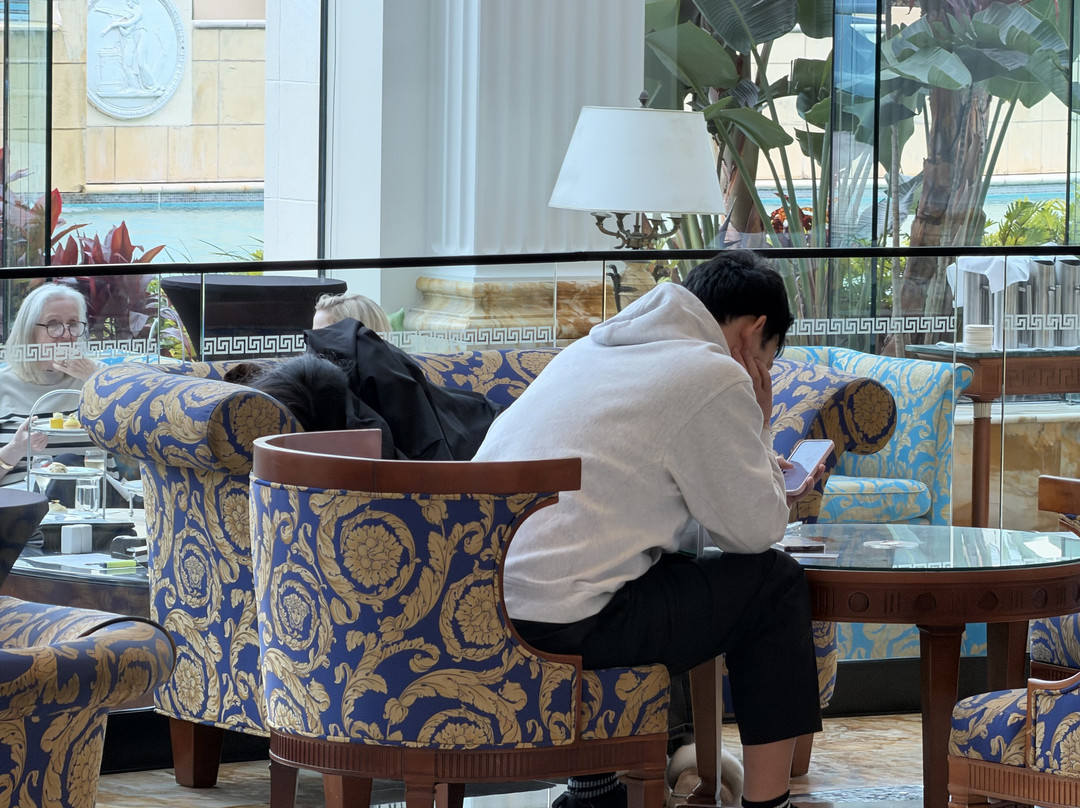 黄金海岸帝国酒店主图