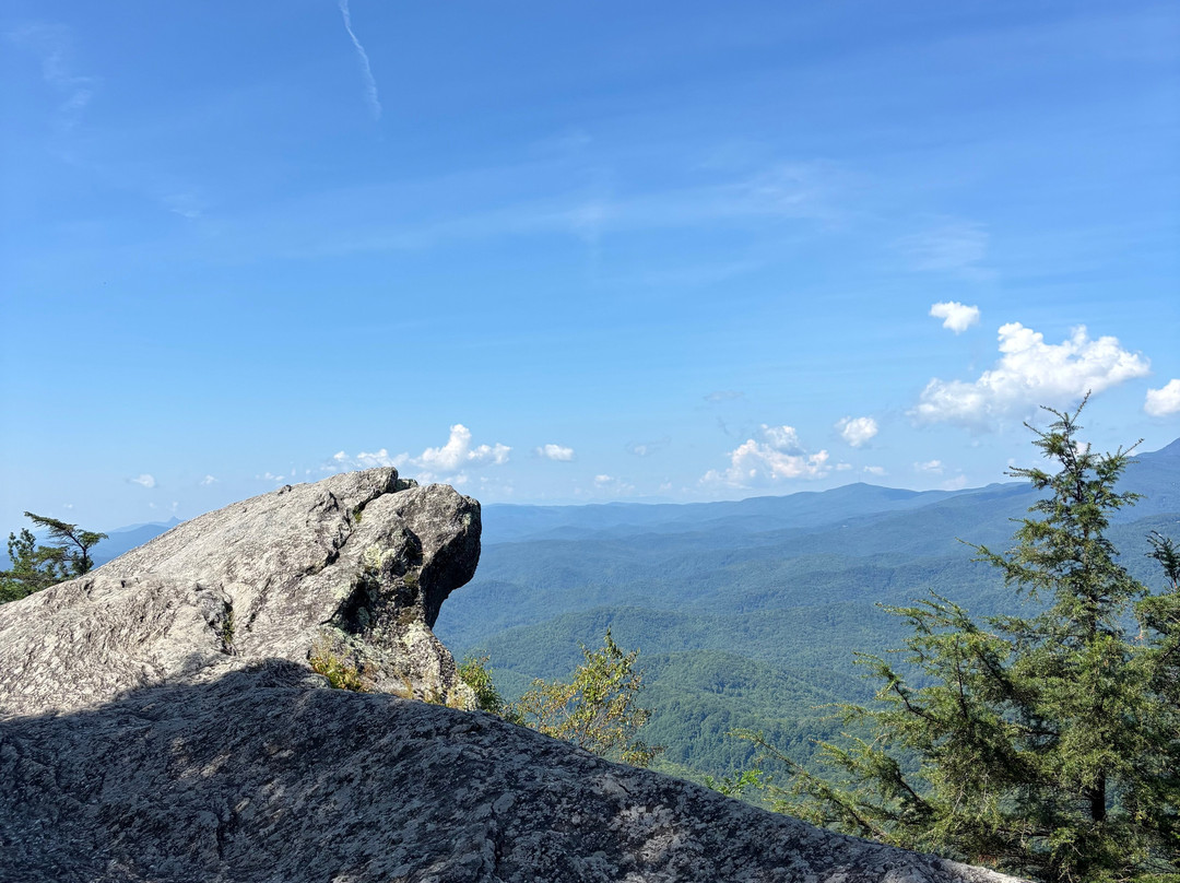 The Blowing Rock-布洛英罗克必去景点