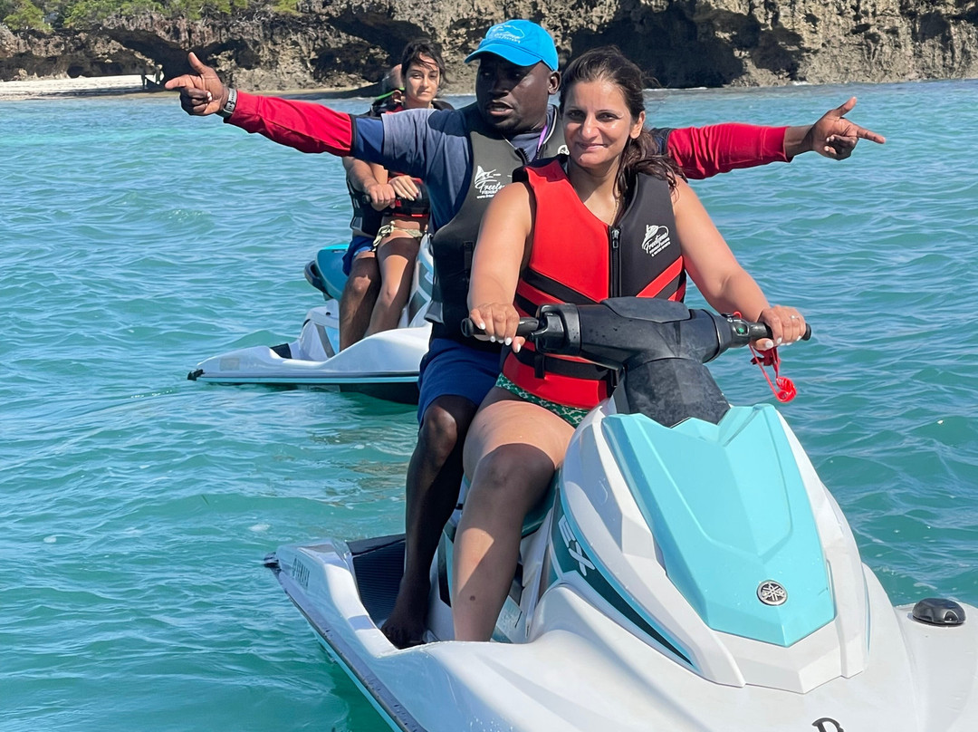 Freetyme Fishing Safaris & Water Sports-迪亚尼必去景点