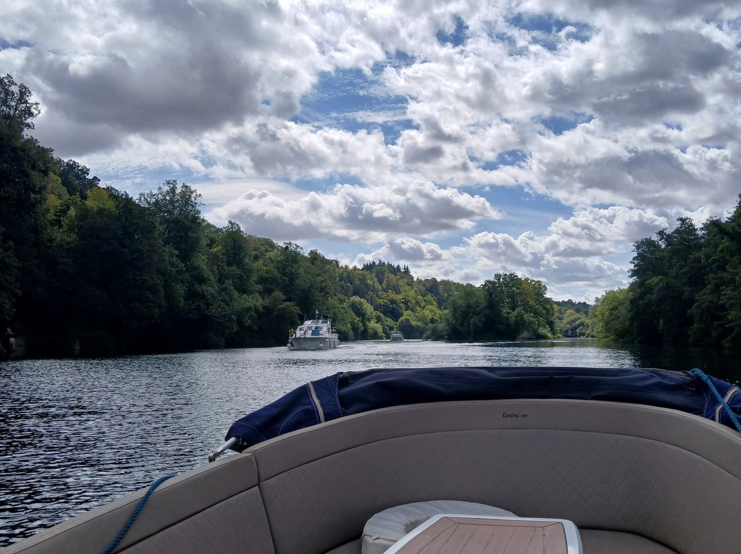 Boating at Cliveden-塔普洛必去景点