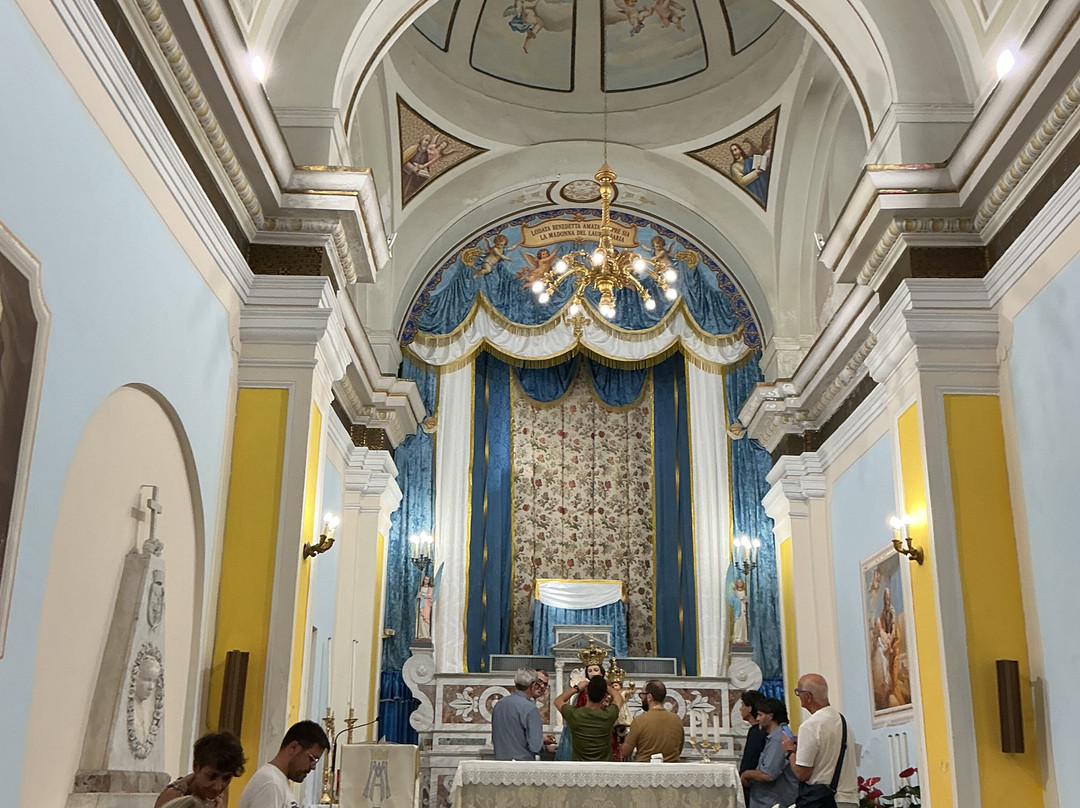 Santuario Santa Maria del Lauro-Scalea必去景点