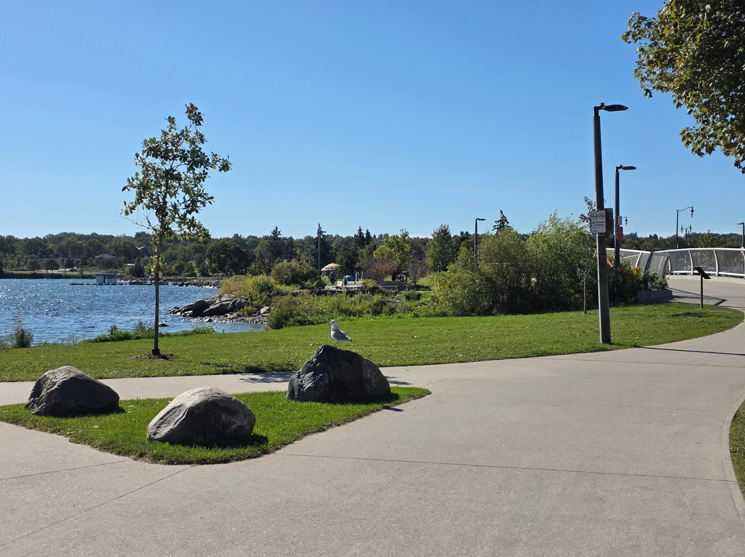 Barrie Centennial Park-巴利必去景点