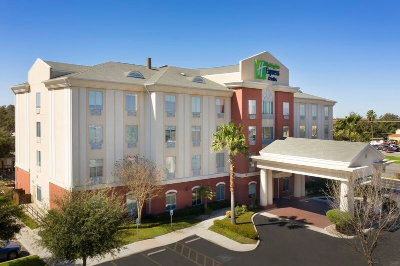 Camp Wood酒店住宿-Holiday Inn Express & Suites Uvalde By IHG