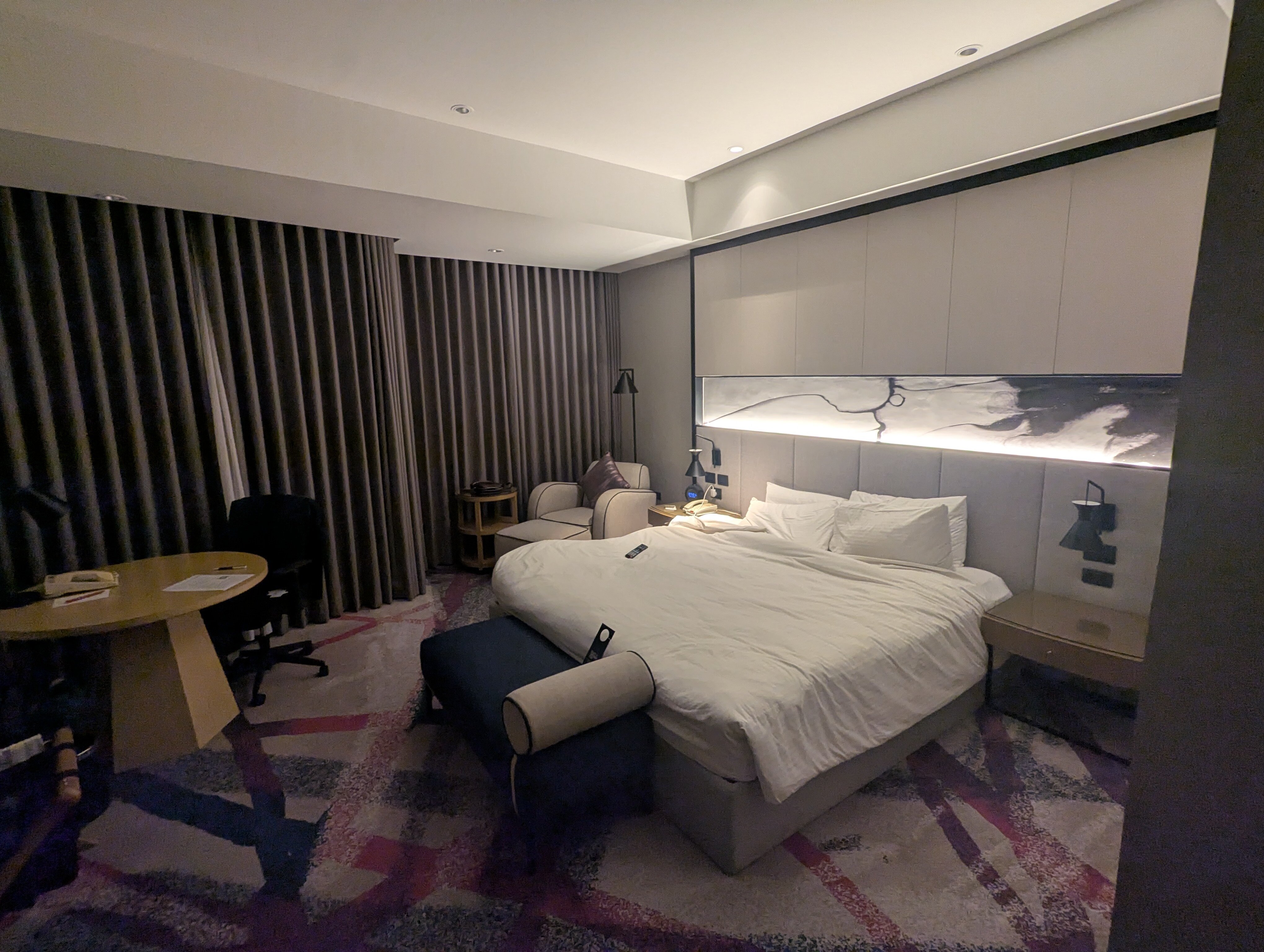 马尼拉广场皇冠假日酒店-旅行者