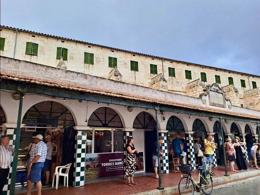 Mercado de Ciutadella-休达德亚必去景点