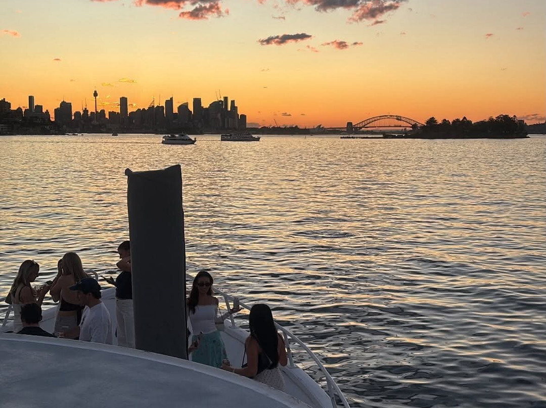 Motor Yacht Charters Sydney-德朗莫伊恩必去景点