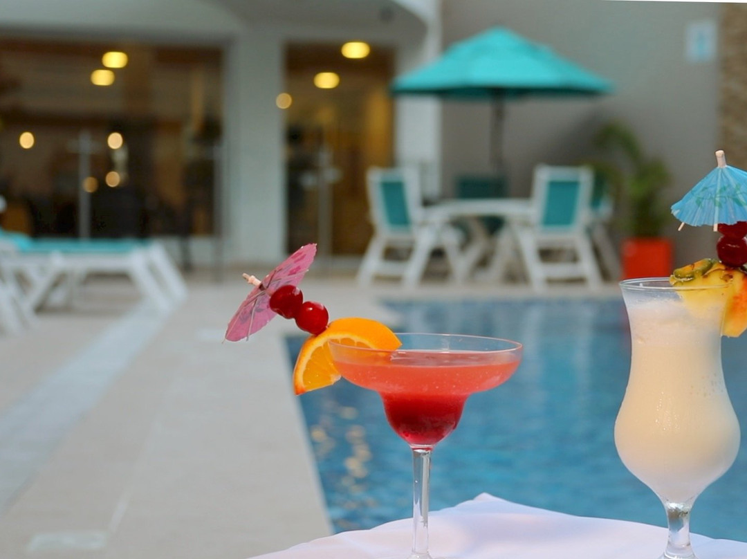 美洲波托韦洛广场酒店