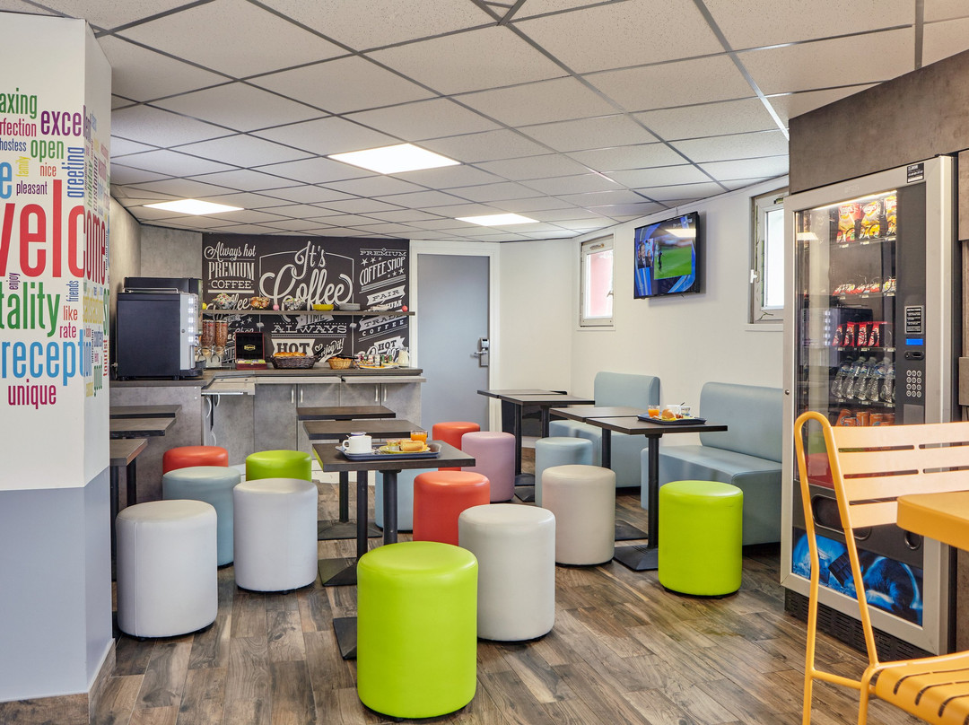 Welcomotel Les Mureaux