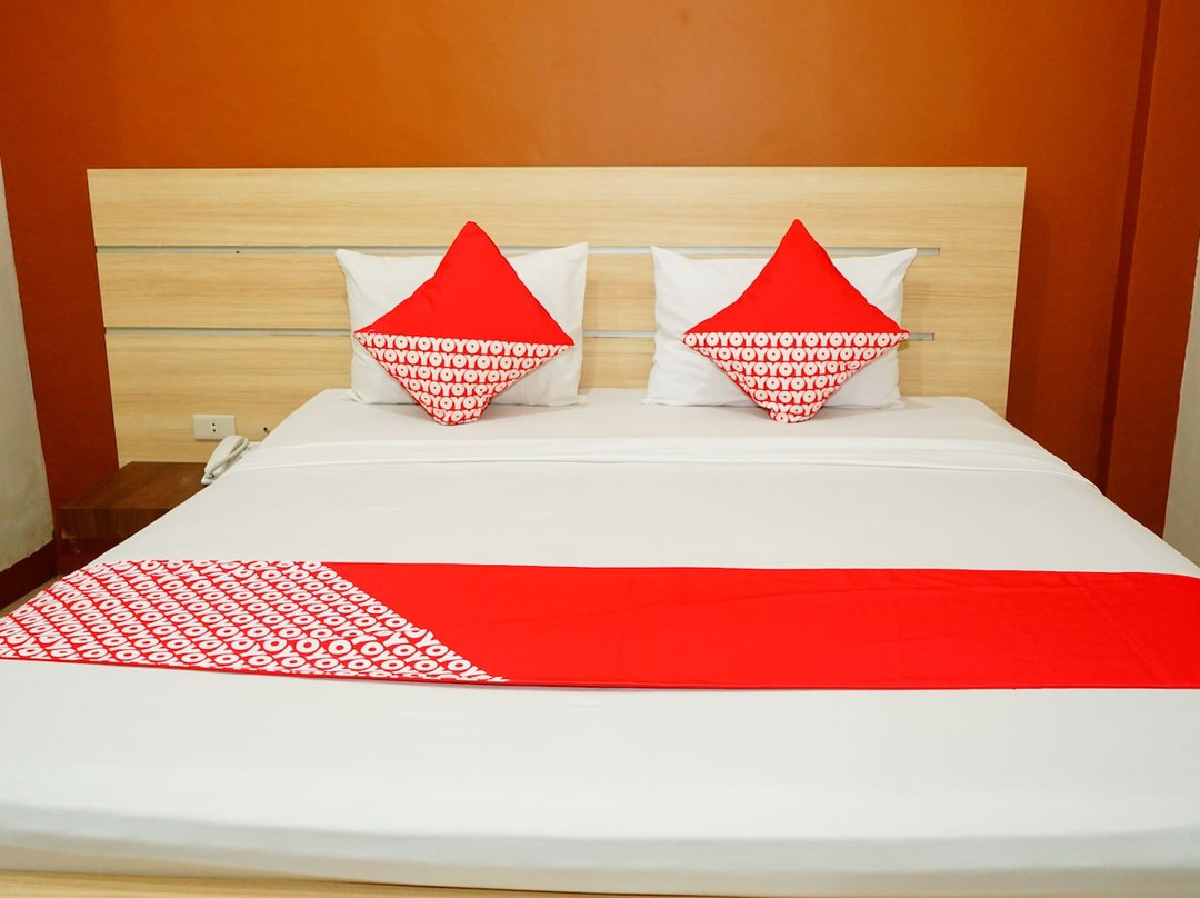 OYO 629 Grand Vella Hotel