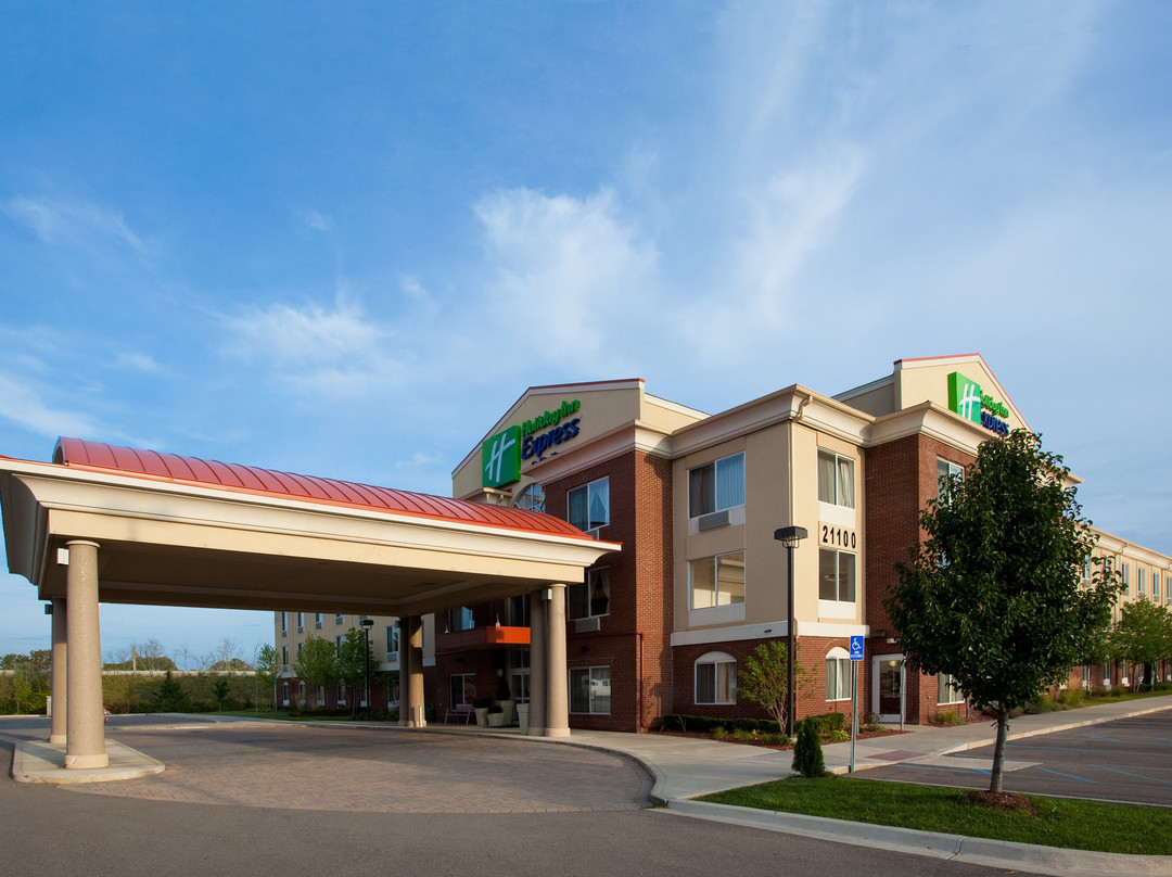 诺斯维尔酒店住宿-Holiday Inn Express & Suites Detroit - Farmington Hills By IHG