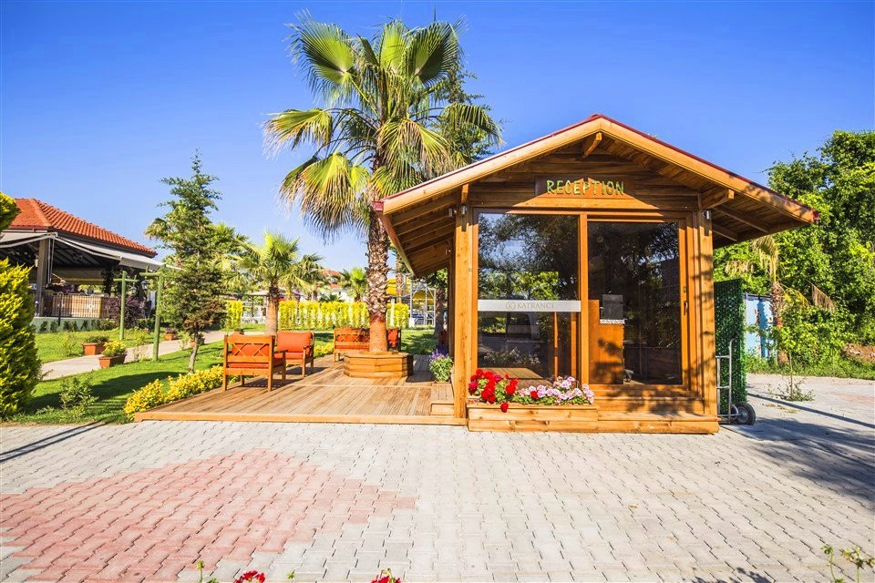 Yaniklar酒店住宿-Katranci Park Hotel