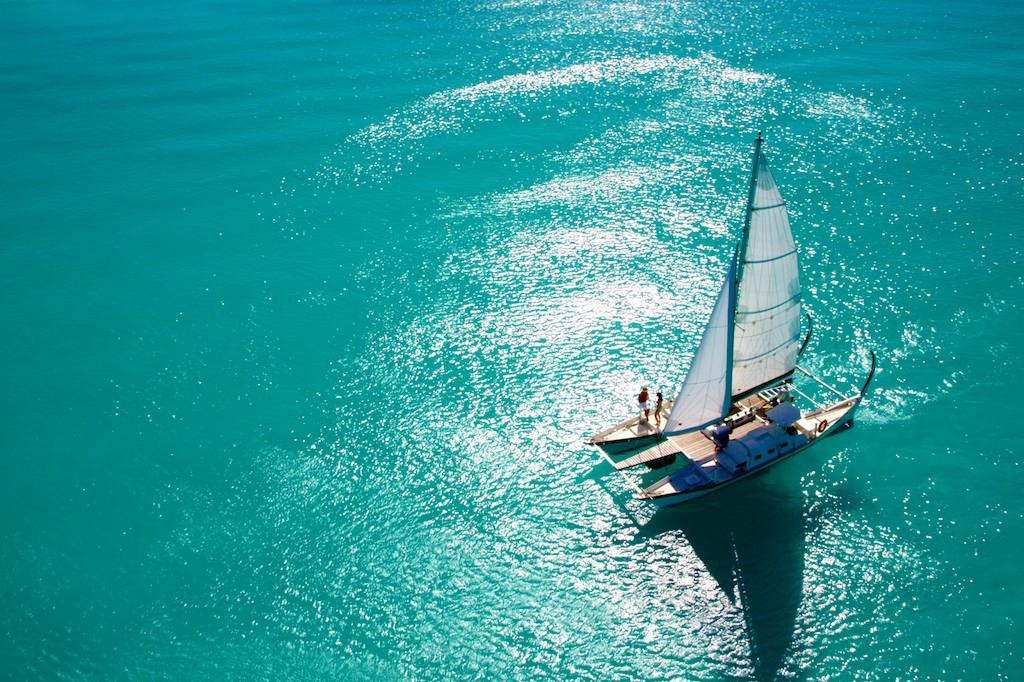 Sail Beluga-普罗维登西亚莱斯必去景点