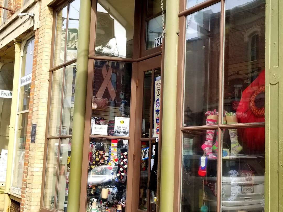 For Bare Feet-加利纳必去景点