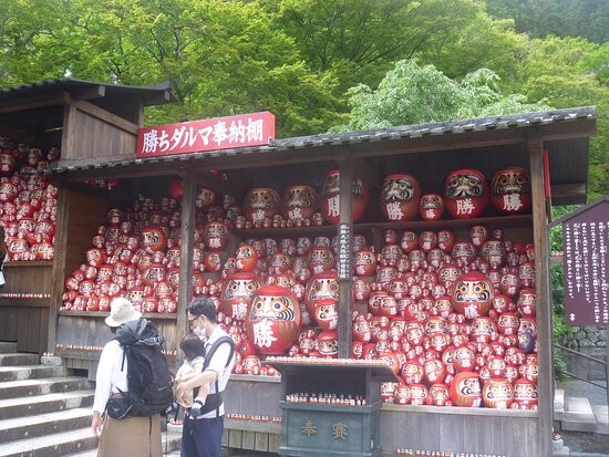Katsuo-ji Temple Kachi Daruma Honotana-美浓市必去景点