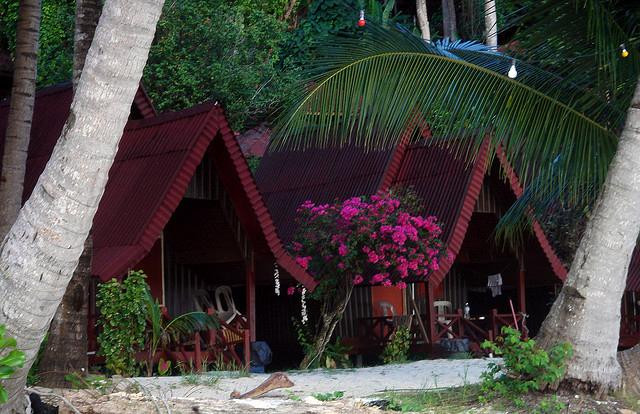 Coral Bay Chalet