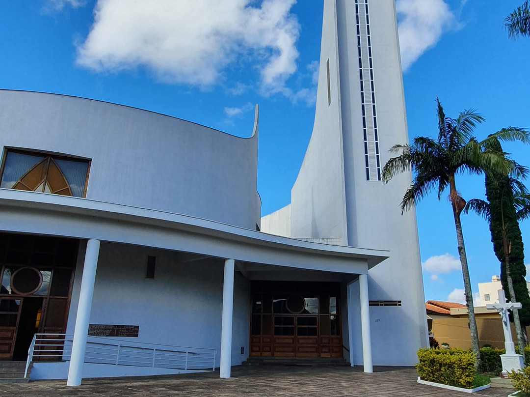 ParóquiaSão Miguel-Dois Irmaos必去景点