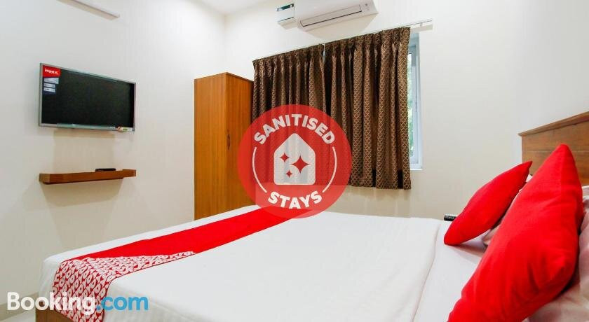 OYO 75753 Hotel New Cresent