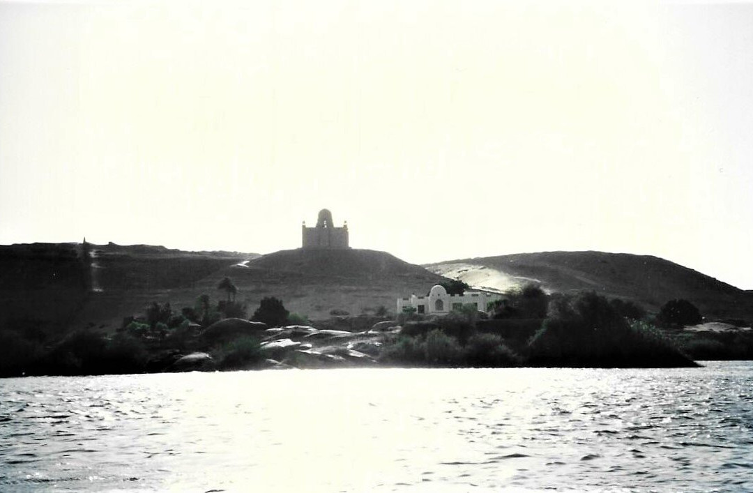 Mausoleum of Aga Khan-亚斯文必去景点