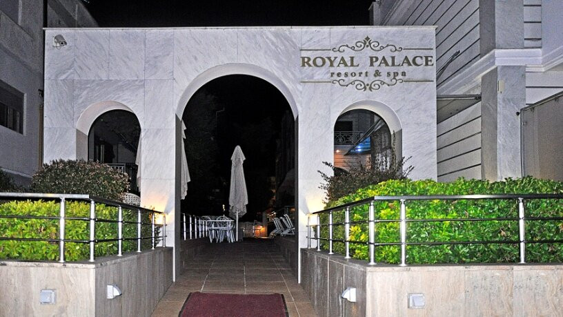Royal Palace Resort & Spa主图