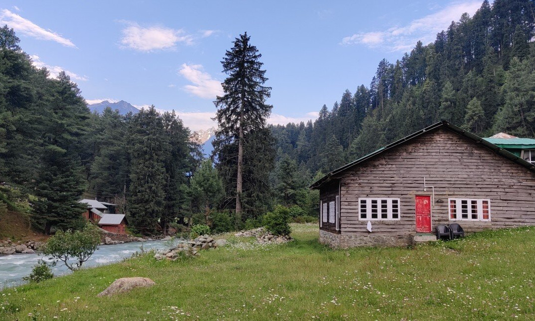 Travellers Inn主图