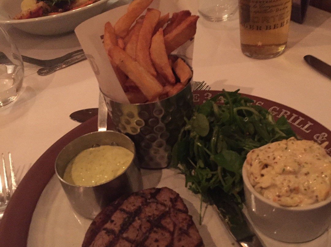 Three Acres Inn & Restaurant主图