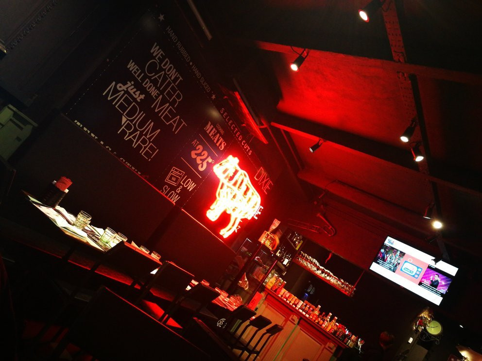 Dixie Pub
