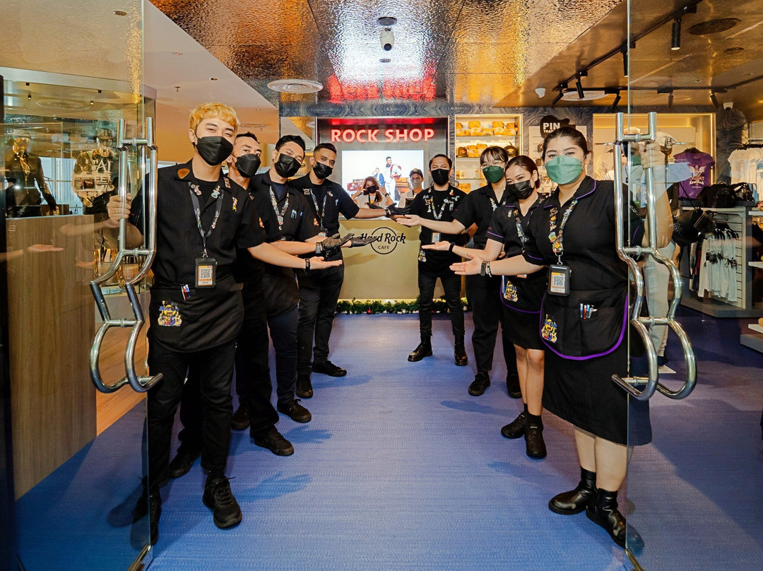 Hard Rock Cafe Puteri Harbour