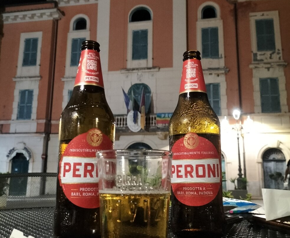菲亚诺罗马诺旅游景点-Bar Della Piazza