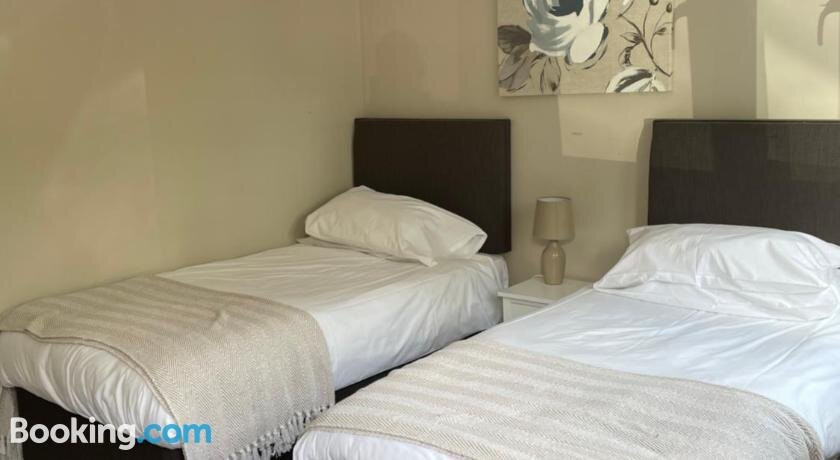 Tall Pines Lodges主图