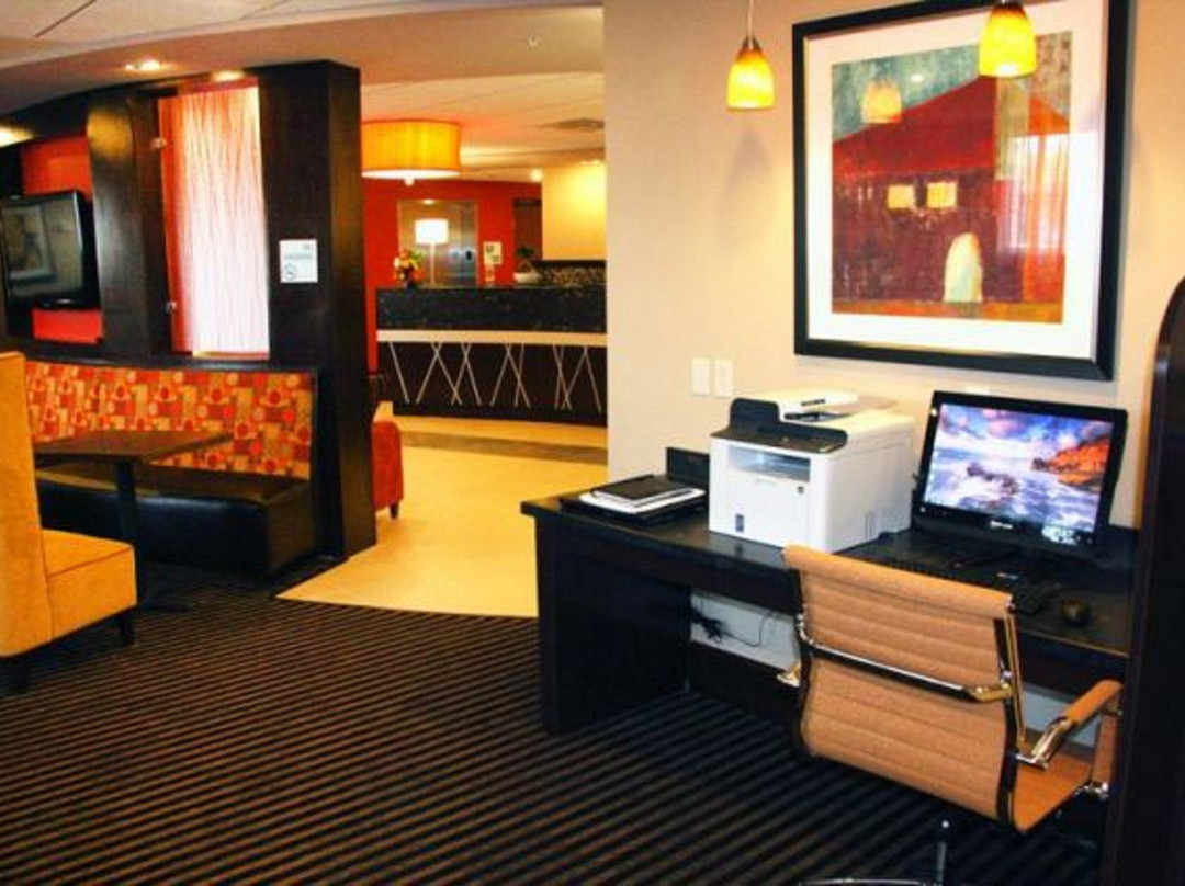 Holiday Inn Express Toledo North By IHG主图