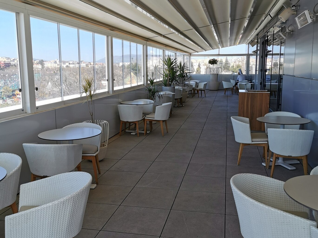 Park Mall Hotel & Conference Center主图