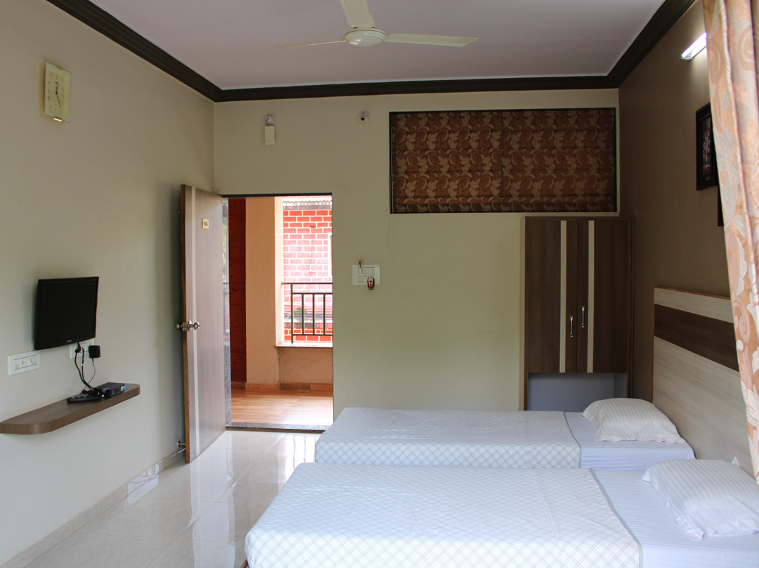 Hotel Abhishek主图